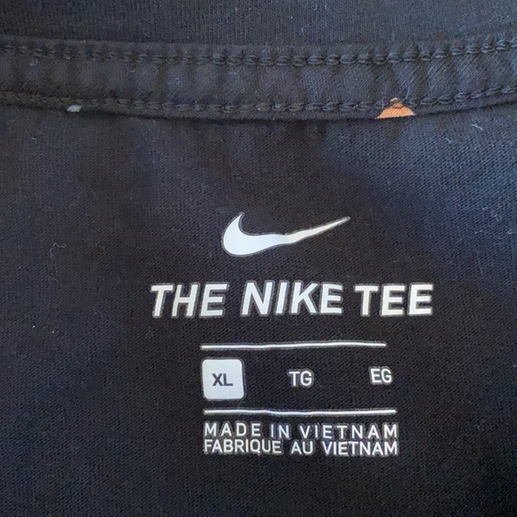 Nike - Picture 6 of 6